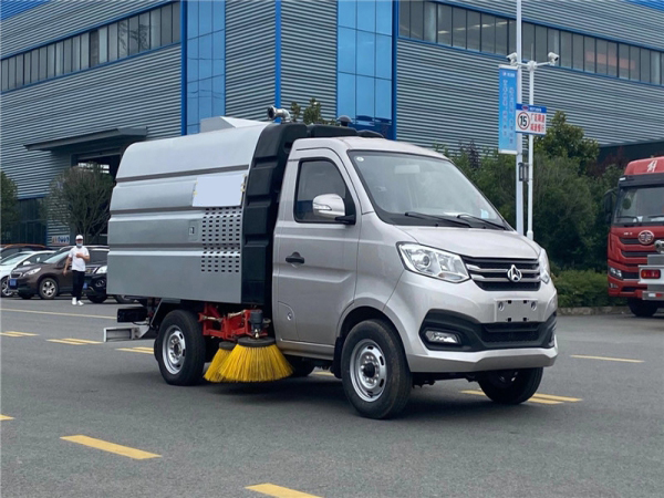 国六长安2方扫路车 国六长安2方扫路车