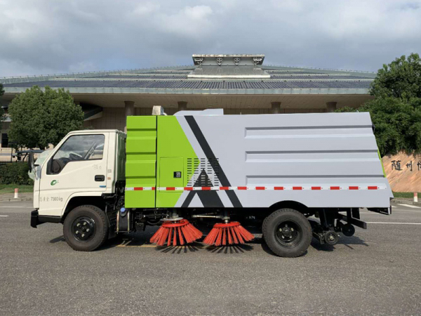 国六江铃凯锐扫路车 国六江铃凯锐扫路车